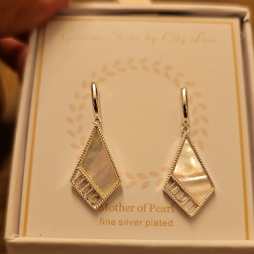 Mother of Pearl Silver Earrings